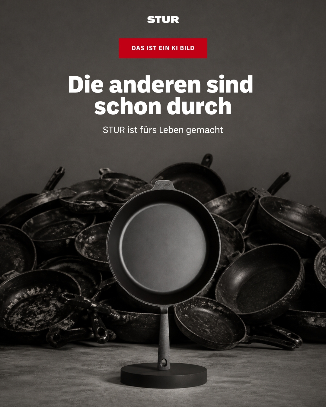 STUR Anzeige mit KI generiertem Pfannenvergleich zum Thema Langlebigkeit